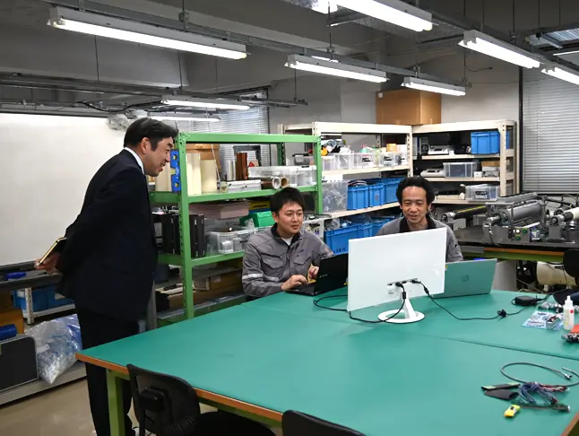 株式会社ニッシン 内観